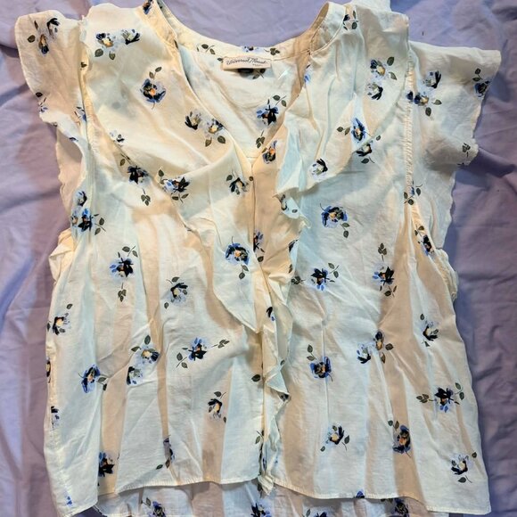 TWO Mixed Brands Sleeveless Blouse Tops SIZE SMALL (1 Cream floral & 1 Red/wht) - Picture 3 of 14